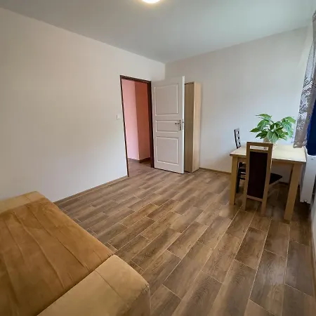 Apartament 4 Osobowy Obok Szpitala Brzeziny 2 Pokoje Prywatna Lazienka I Kuchnia 32M2 Exterior foto